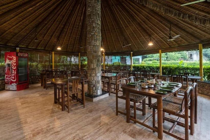 Corbett Wild Resorts & Spa Garjia ภายนอก รูปภาพ