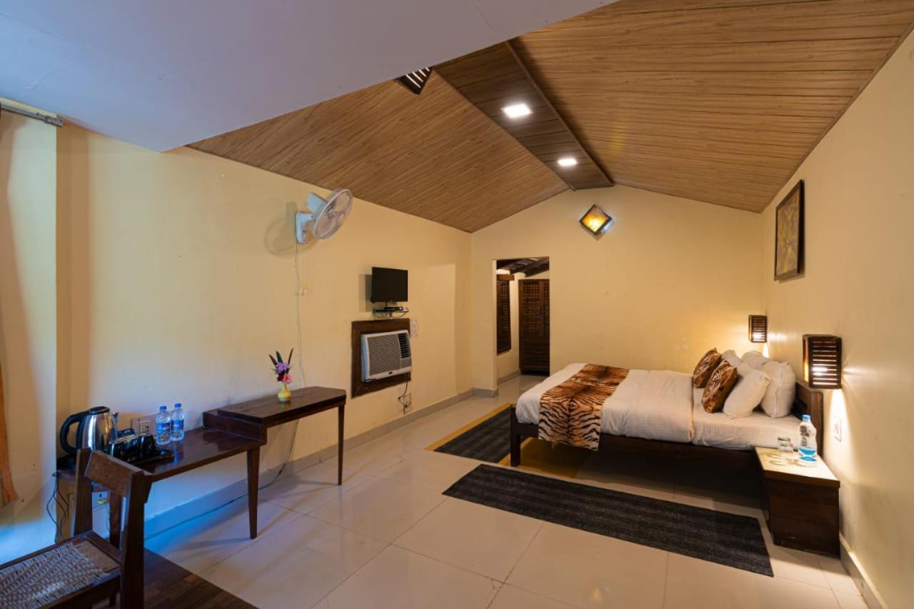Corbett Wild Resorts & Spa Garjia ภายนอก รูปภาพ
